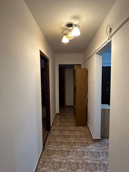 Titan, Metrou, 4 camere decomandate in sector 3 cu metrou la 1 minut.